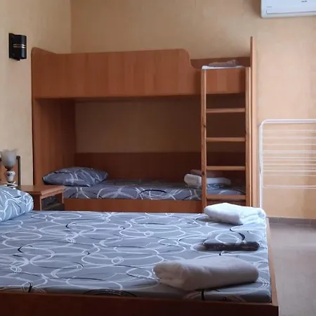 Hotel Family California - Warna